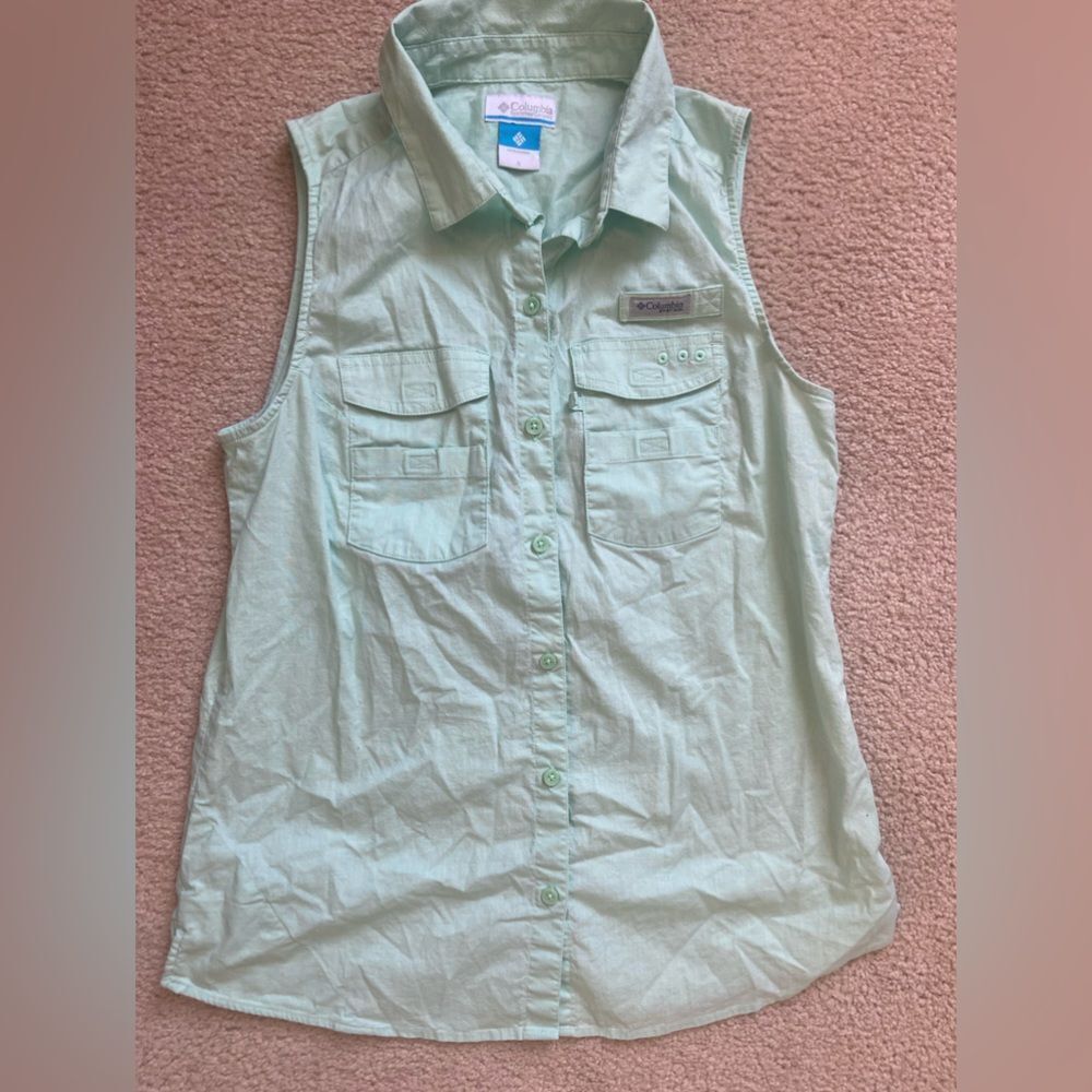 COLUMBIA sleeveless blouse size s SIZE S